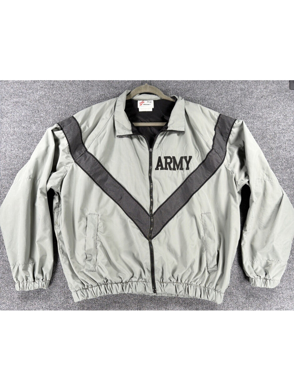 US Army IPFU Training Jacket- Men's Medium